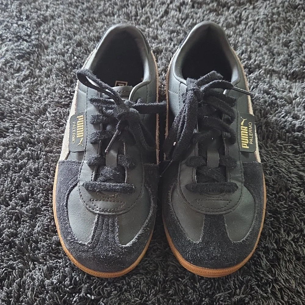 Puma Black and Gum Bottom Sneakers Size 3C Everyday School Casual Play